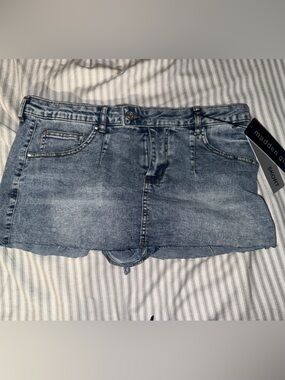 Madden Girl Denim Blue Mini Skort